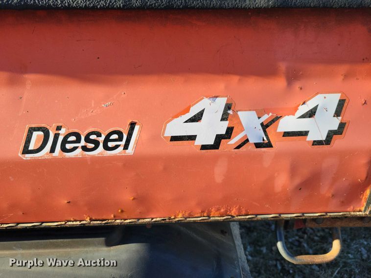 image for item NO9886 2001 Kubota RTV900 utility vehicle