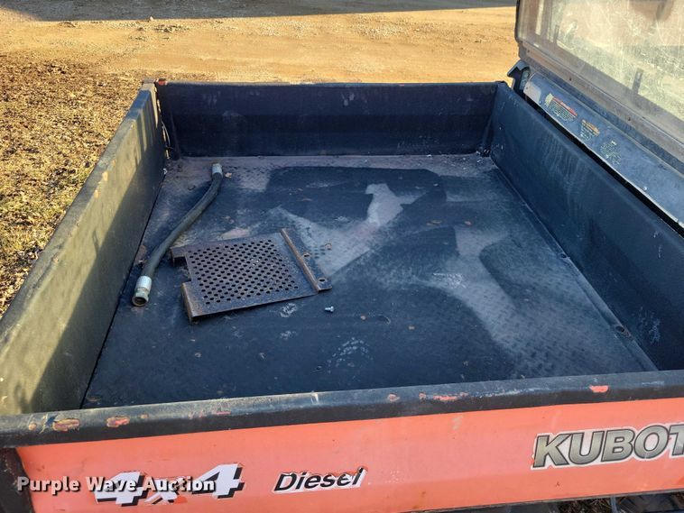 image for item NO9886 2001 Kubota RTV900 utility vehicle