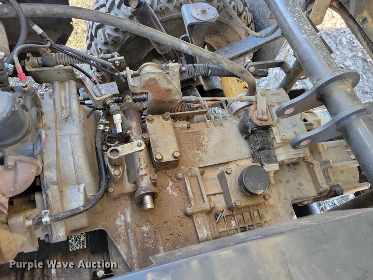 image for item NO9886 2001 Kubota RTV900 utility vehicle