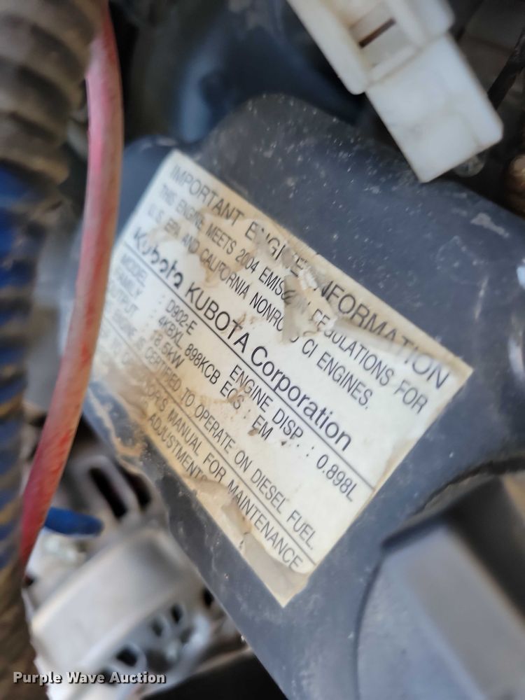 image for item NO9886 2001 Kubota RTV900 utility vehicle