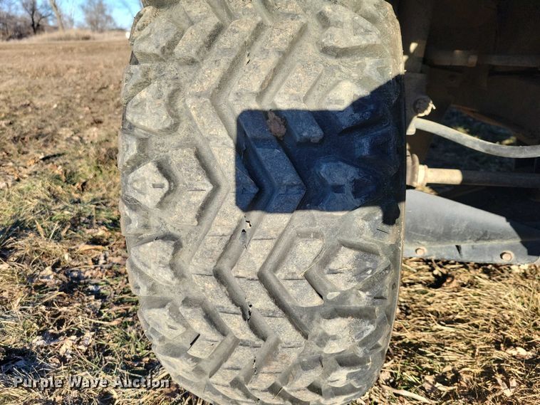 image for item NO9886 2001 Kubota RTV900 utility vehicle