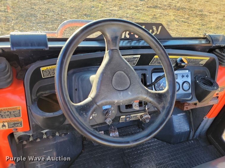 image for item NO9887 2001 Kubota RTV900 utility vehicle