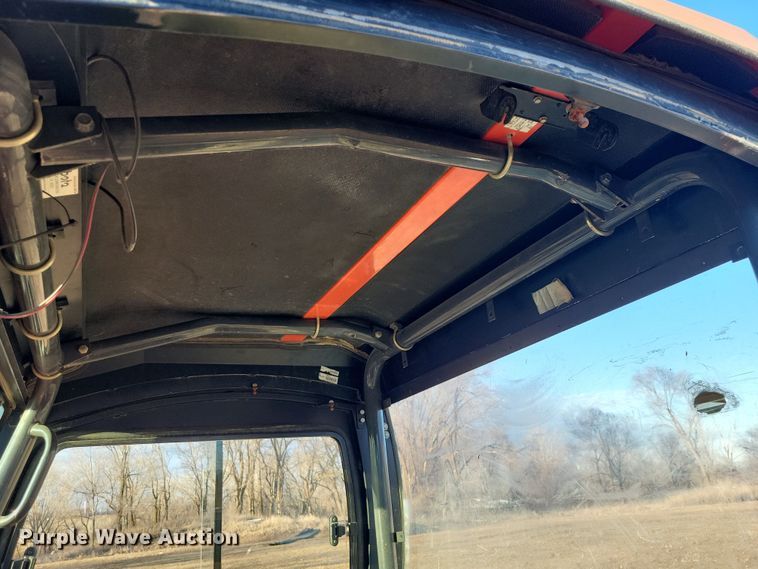 image for item NO9887 2001 Kubota RTV900 utility vehicle