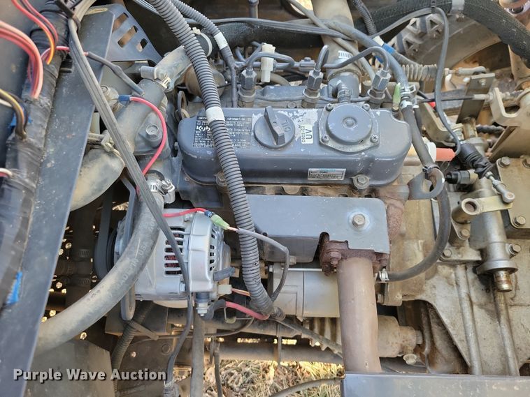 image for item NO9887 2001 Kubota RTV900 utility vehicle