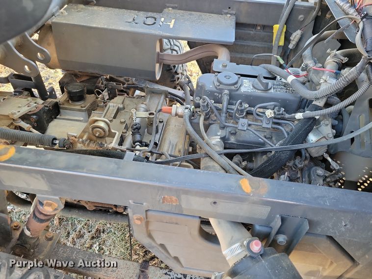 image for item NO9887 2001 Kubota RTV900 utility vehicle