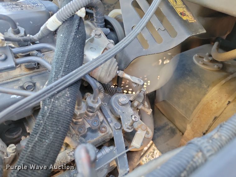 image for item NO9887 2001 Kubota RTV900 utility vehicle