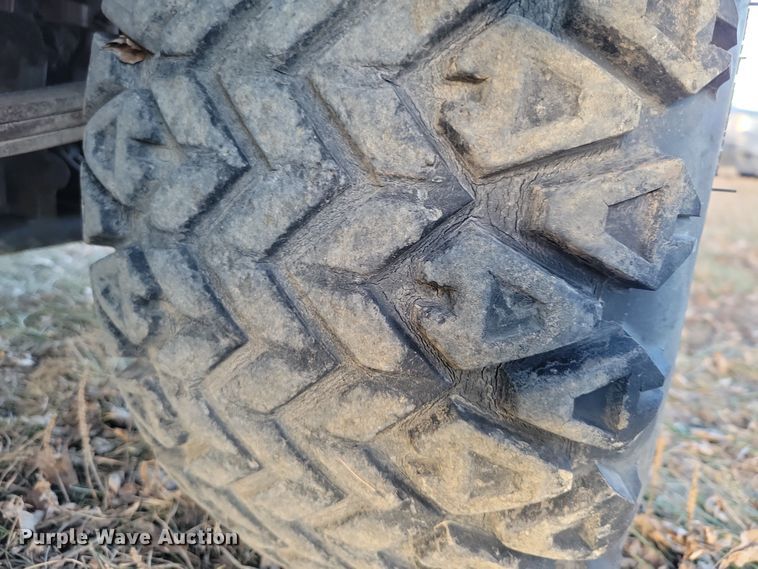 image for item NO9887 2001 Kubota RTV900 utility vehicle