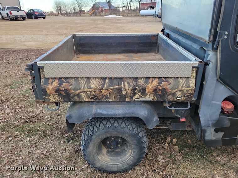 image for item NO9888 2001 Kubota RTV900 utility vehicle