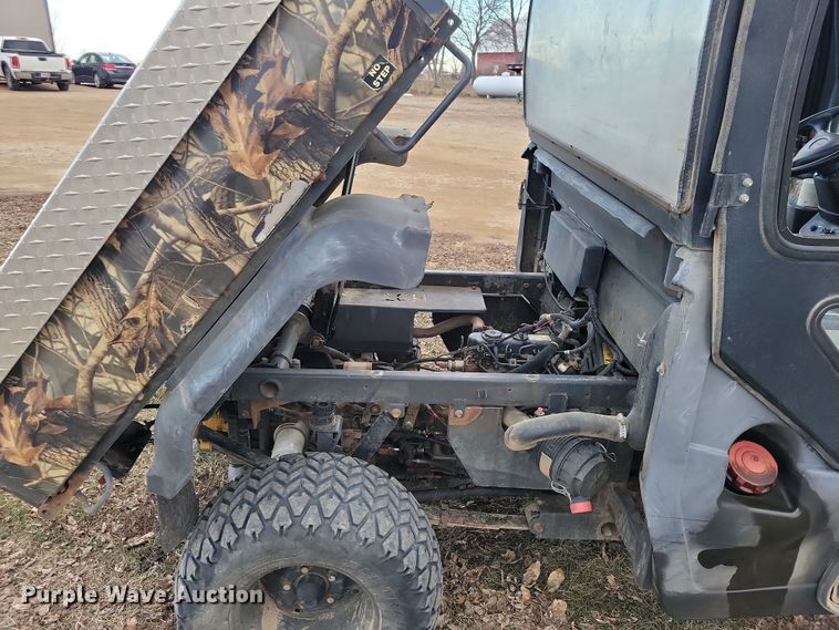 image for item NO9888 2001 Kubota RTV900 utility vehicle