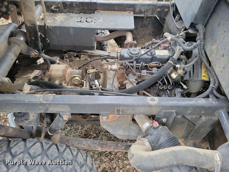 image for item NO9888 2001 Kubota RTV900 utility vehicle