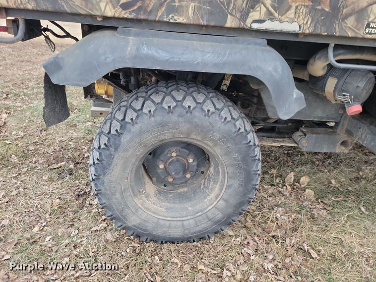 image for item NO9888 2001 Kubota RTV900 utility vehicle