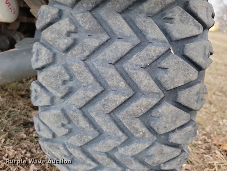 image for item NO9888 2001 Kubota RTV900 utility vehicle