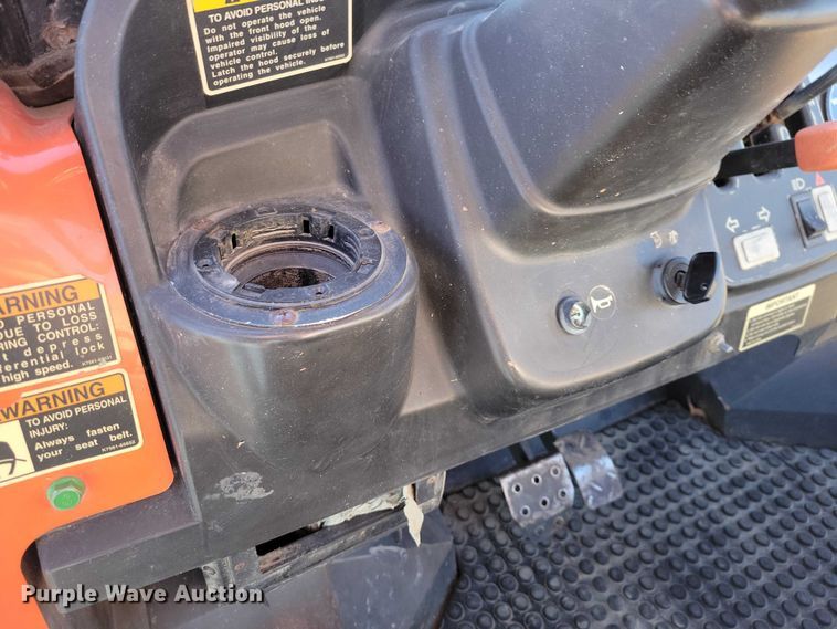 image for item NO9889 2001 Kubota RTV900 utility vehicle