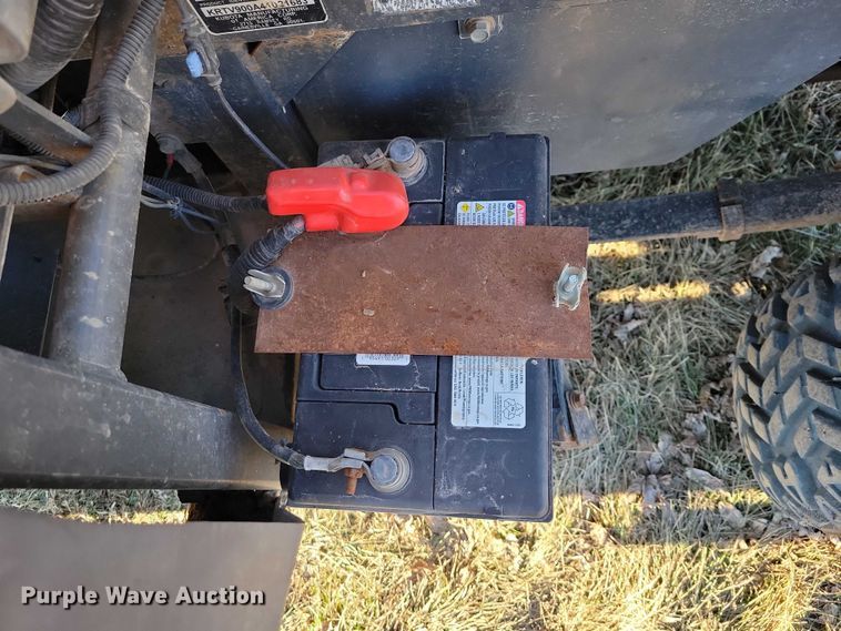 image for item NO9889 2001 Kubota RTV900 utility vehicle