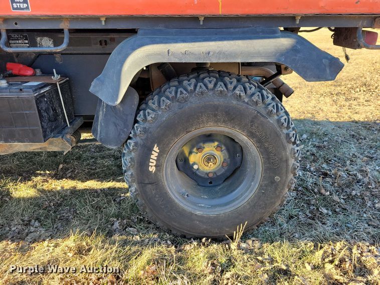 image for item NO9889 2001 Kubota RTV900 utility vehicle