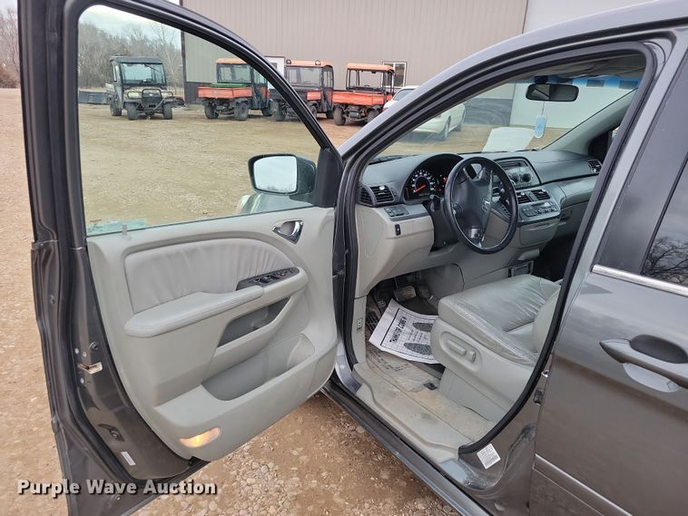 image for item NO9890 2007 Honda Odyssey van