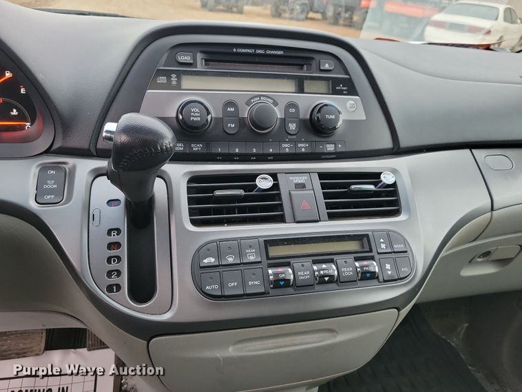 image for item NO9890 2007 Honda Odyssey van