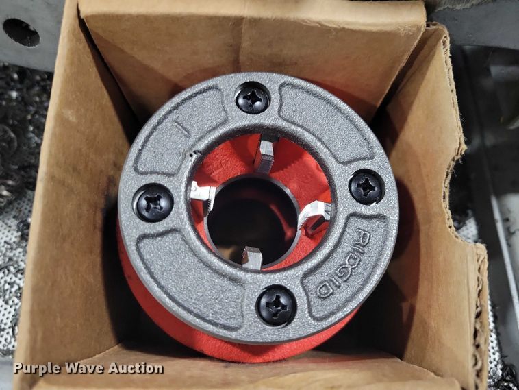 image for item NO9904 Rigid 1224 pipe threader