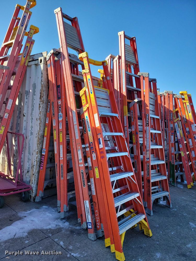 image for item NO9916 (8) Louisville ladders