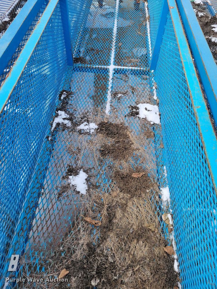 image for item NO9919 (3) metal storage bins