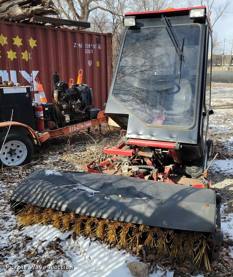image for item NO9923 Toro Groundsmaster 328D sweeper