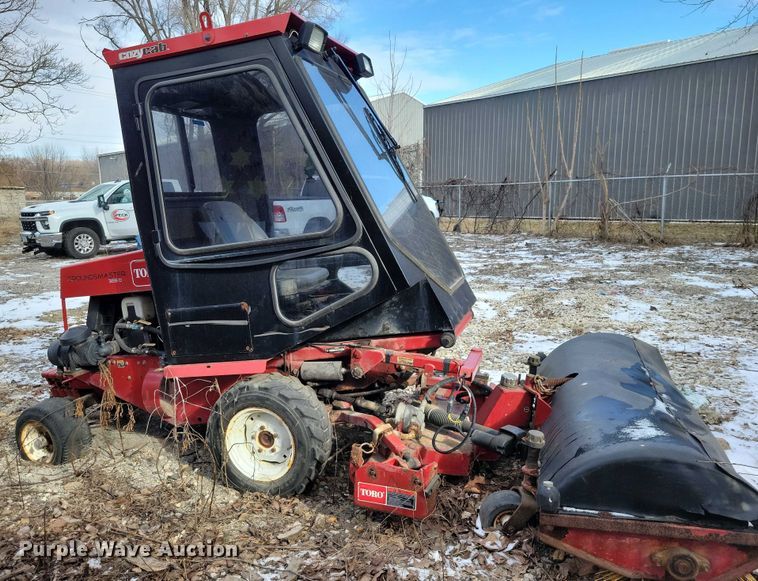 image for item NO9923 Toro Groundsmaster 328D sweeper