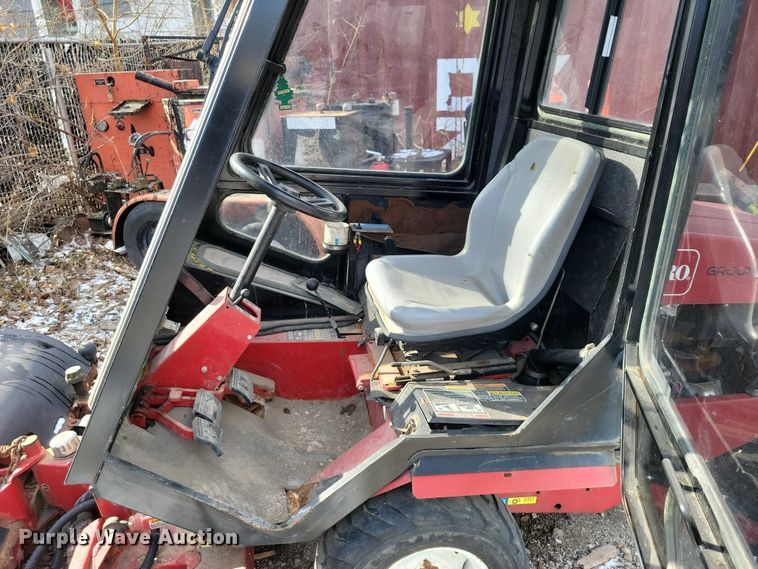 image for item NO9923 Toro Groundsmaster 328D sweeper