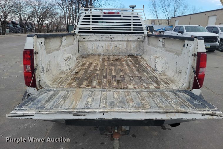 image for item NO9925 2012 Chevrolet Silverado  2500HD pickup truck