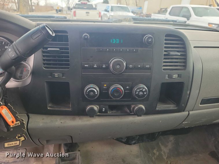 image for item NO9925 2012 Chevrolet Silverado  2500HD pickup truck