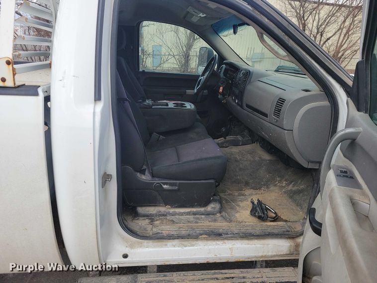 image for item NO9925 2012 Chevrolet Silverado  2500HD pickup truck