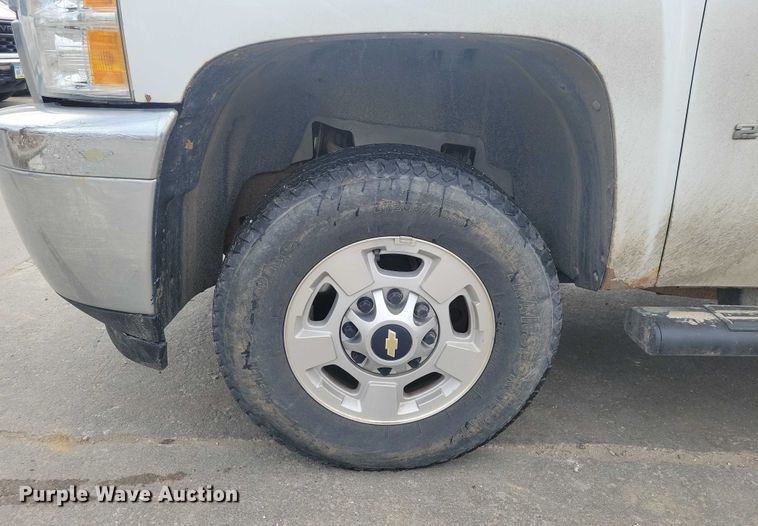image for item NO9925 2012 Chevrolet Silverado  2500HD pickup truck