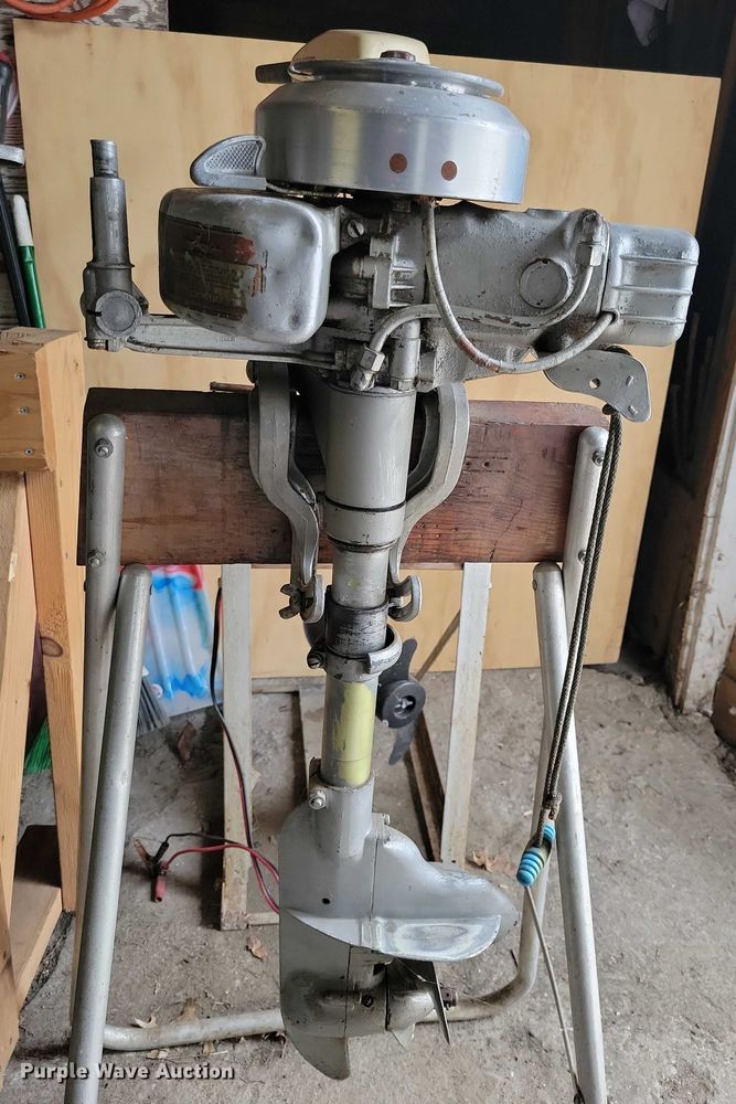 image for item NO9963 Boat motors