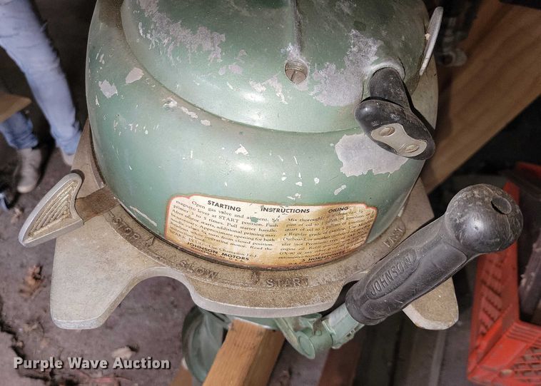 image for item NO9963 Boat motors