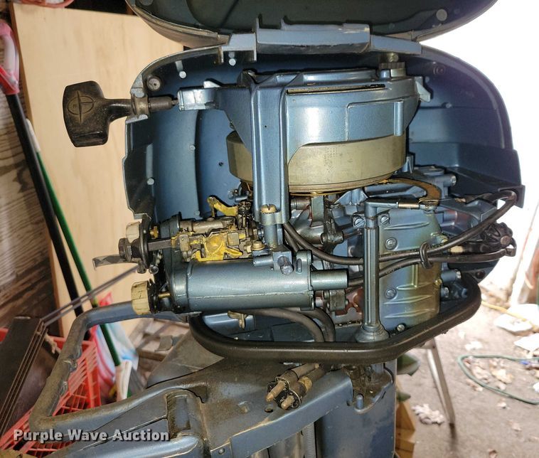 image for item NO9963 Boat motors