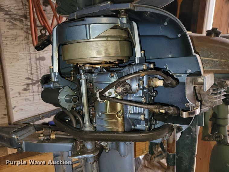 image for item NO9963 Boat motors