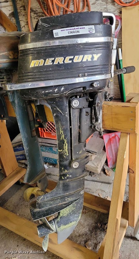 image for item NO9963 Boat motors