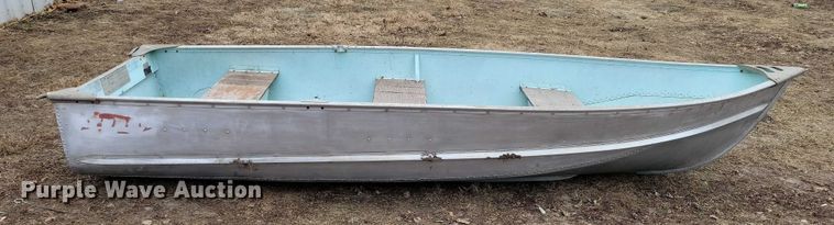 image for item NO9963 Boat motors