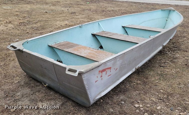 image for item NO9963 Boat motors