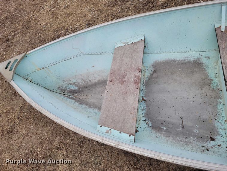 image for item NO9963 Boat motors