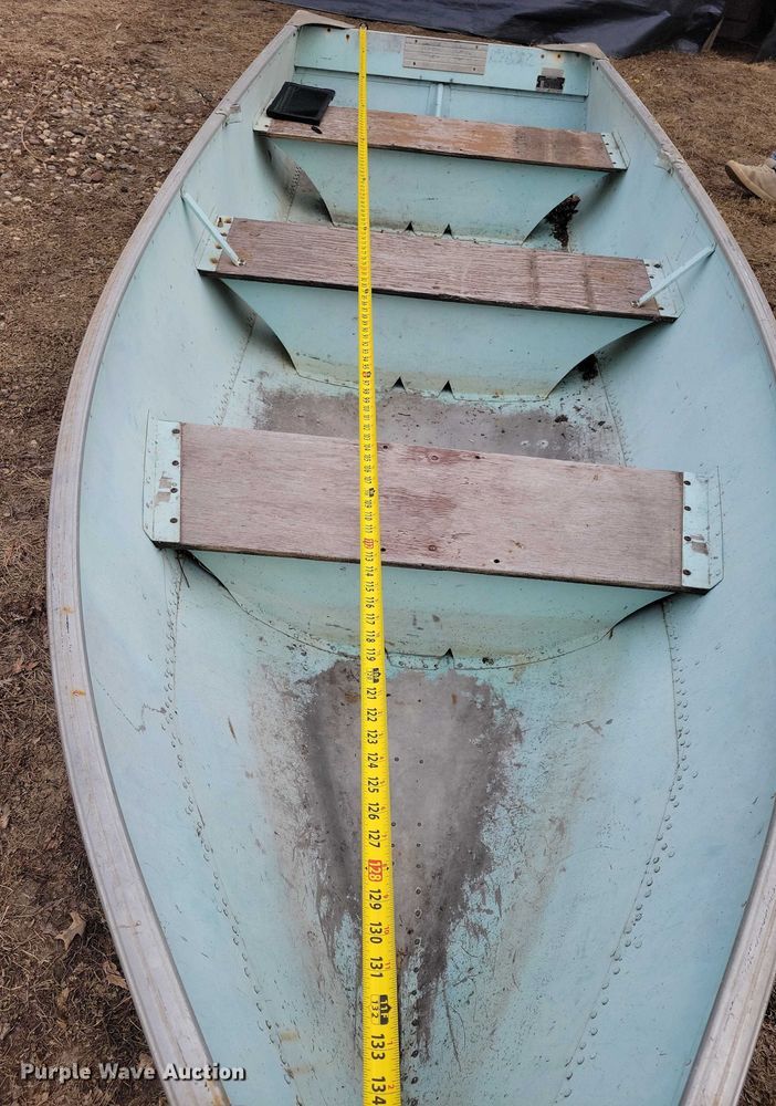 image for item NO9963 Boat motors