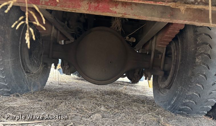 image for item OE9301 1999 International 4700 bucket truck