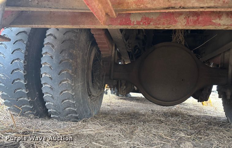 image for item OE9301 1999 International 4700 bucket truck