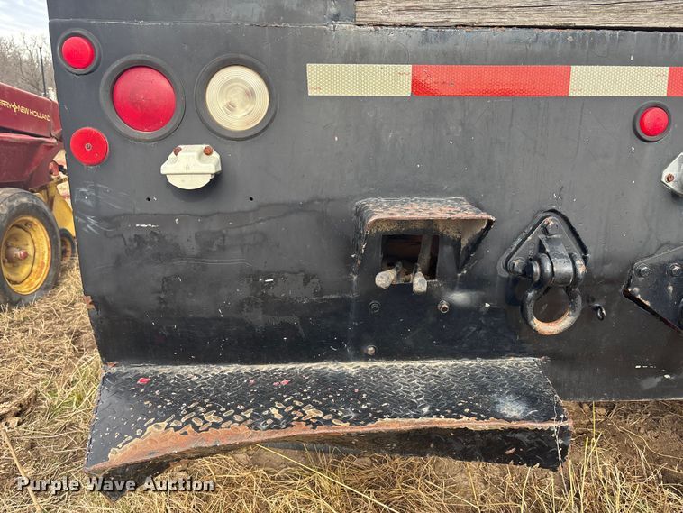 image for item OE9301 1999 International 4700 bucket truck