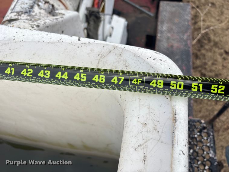 image for item OE9301 1999 International 4700 bucket truck