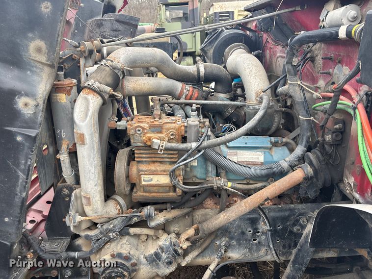 image for item OE9301 1999 International 4700 bucket truck