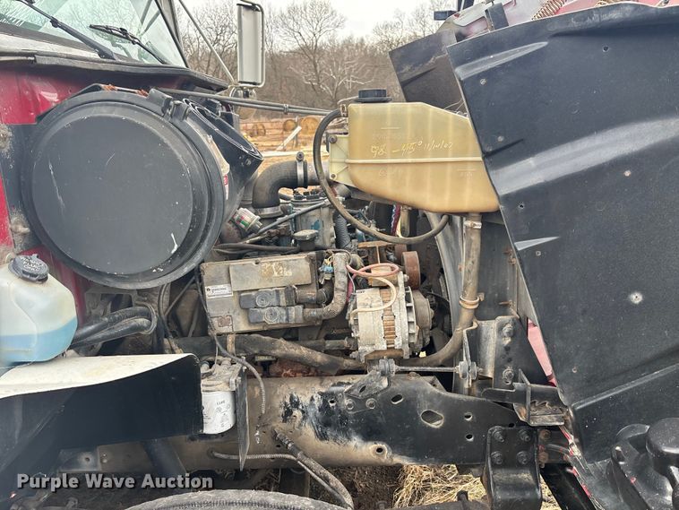 image for item OE9301 1999 International 4700 bucket truck