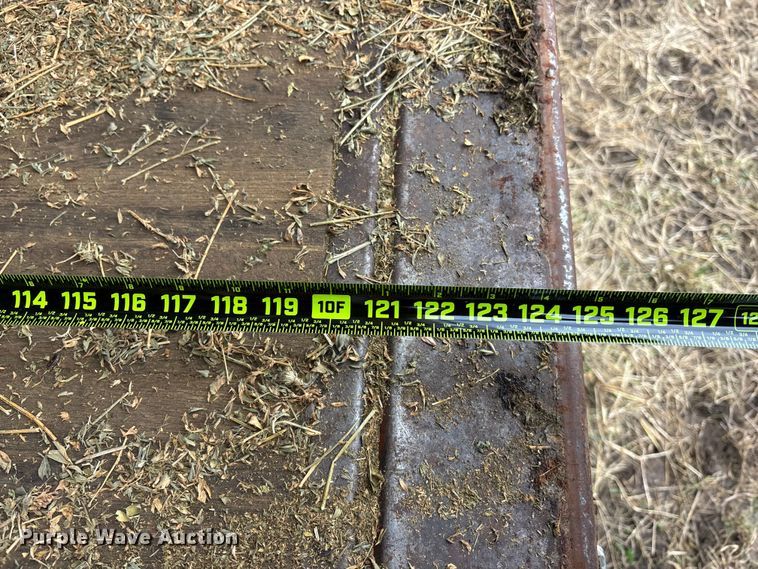 image for item OE9306 1982 Ford F350 box truck