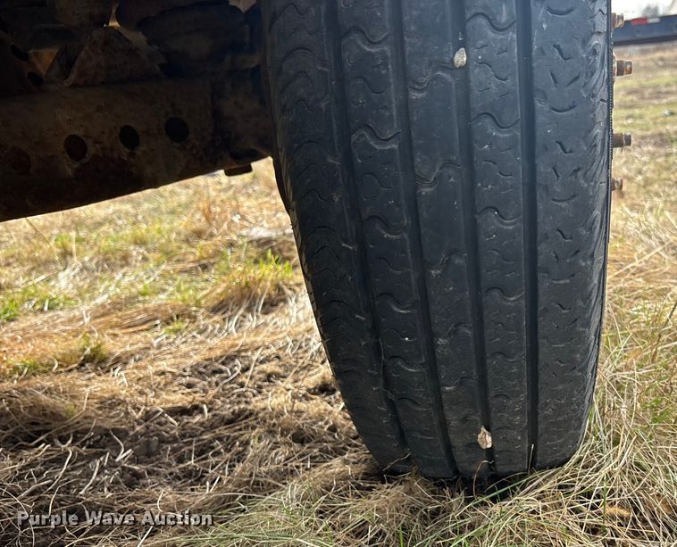 image for item OE9306 1982 Ford F350 box truck