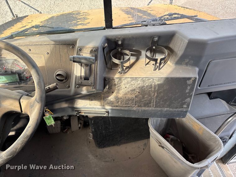 image for item OE9360 2013 Blue Bird Vision Conventional school bus