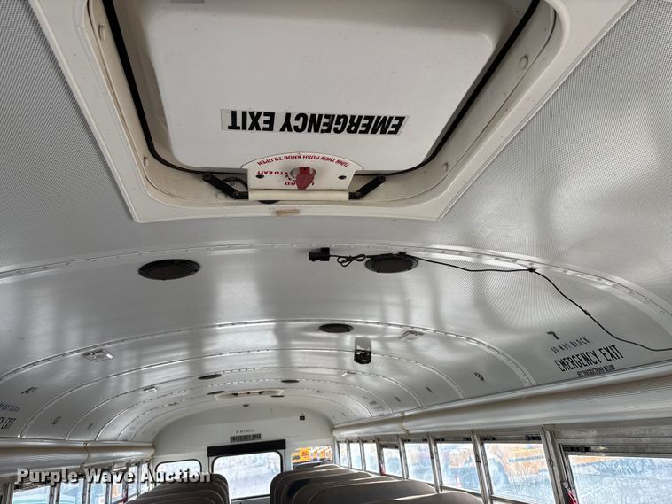 image for item OE9360 2013 Blue Bird Vision Conventional school bus